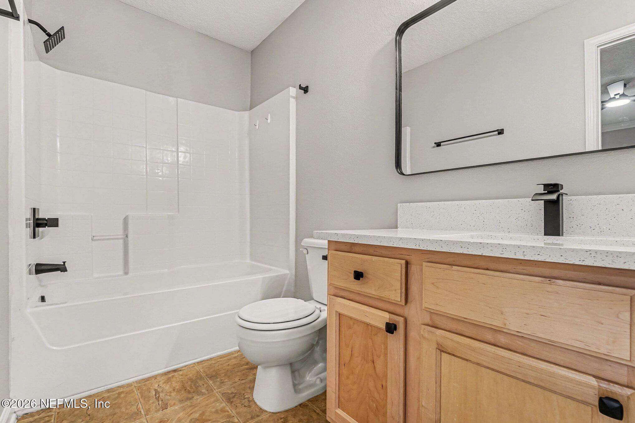 782 Scrub Jay Drive St. Augustine, FL 32092 - Photo 18 of 28 Primary Bathroom