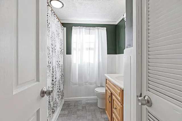 $299,995 | 3 Kingman Street, Fairfield, ME 04937