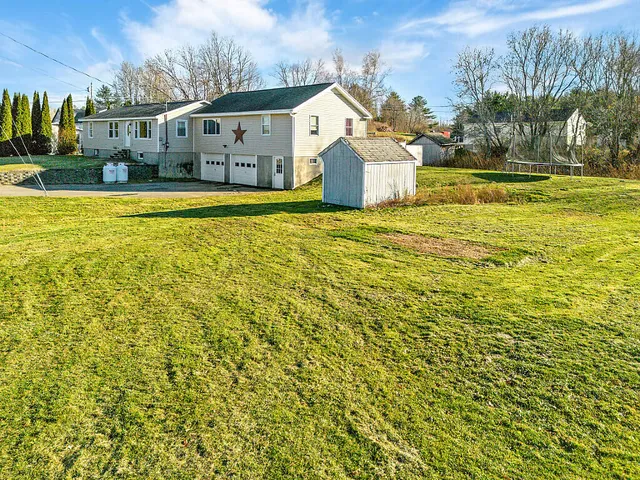 $299,995 | 3 Kingman Street, Fairfield, ME 04937