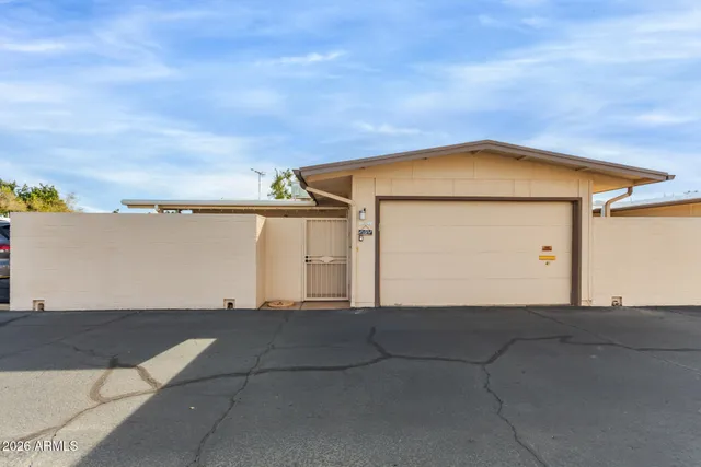 $230,000 | 17427 North Boswell Boulevard, Sun City, AZ 85373