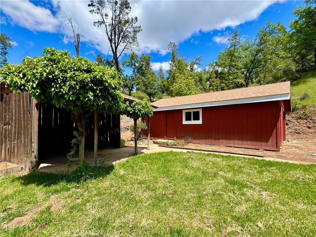 5628 East Whitlock Road Mariposa, CA 95338 - Photo 7 of 41