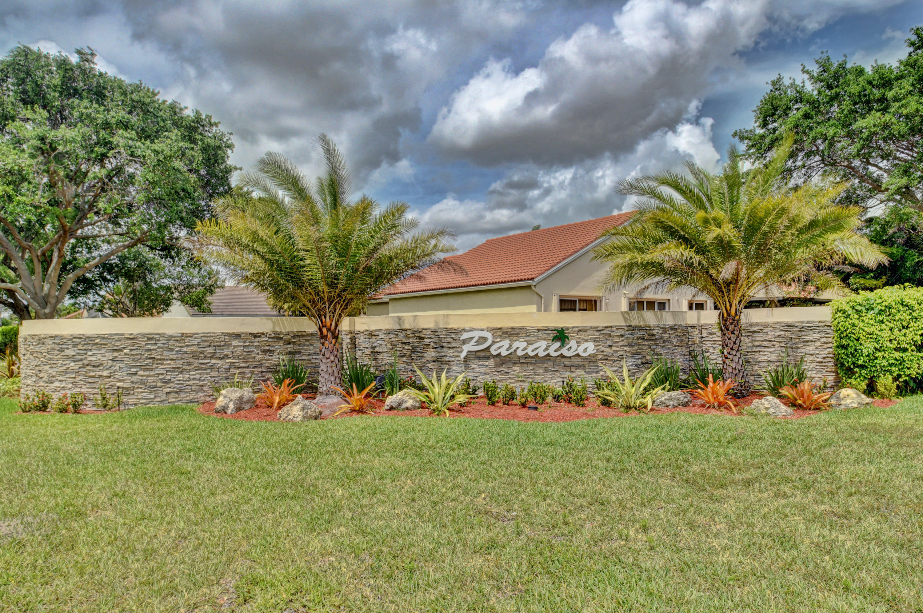 22260 Festival Way Boca Raton, FL 33428 - Photo 4 of 37 22260-Wall
