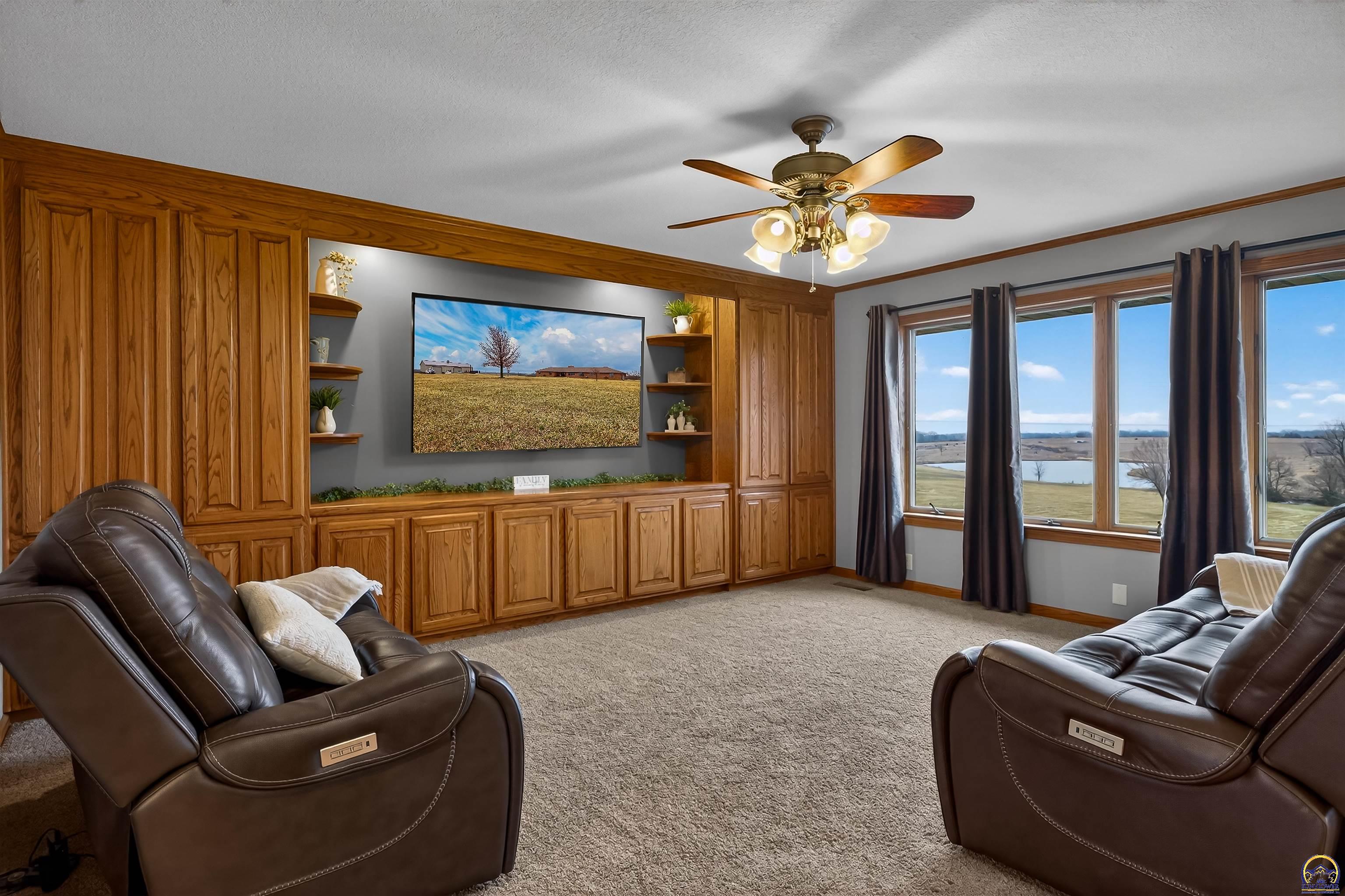 21830 P Road Holton, KS 66436 - Photo 7 of 62