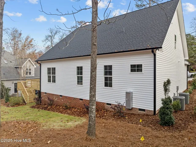 $730,000 | 1165 Burning Tree Road, Pinehurst, NC 28374