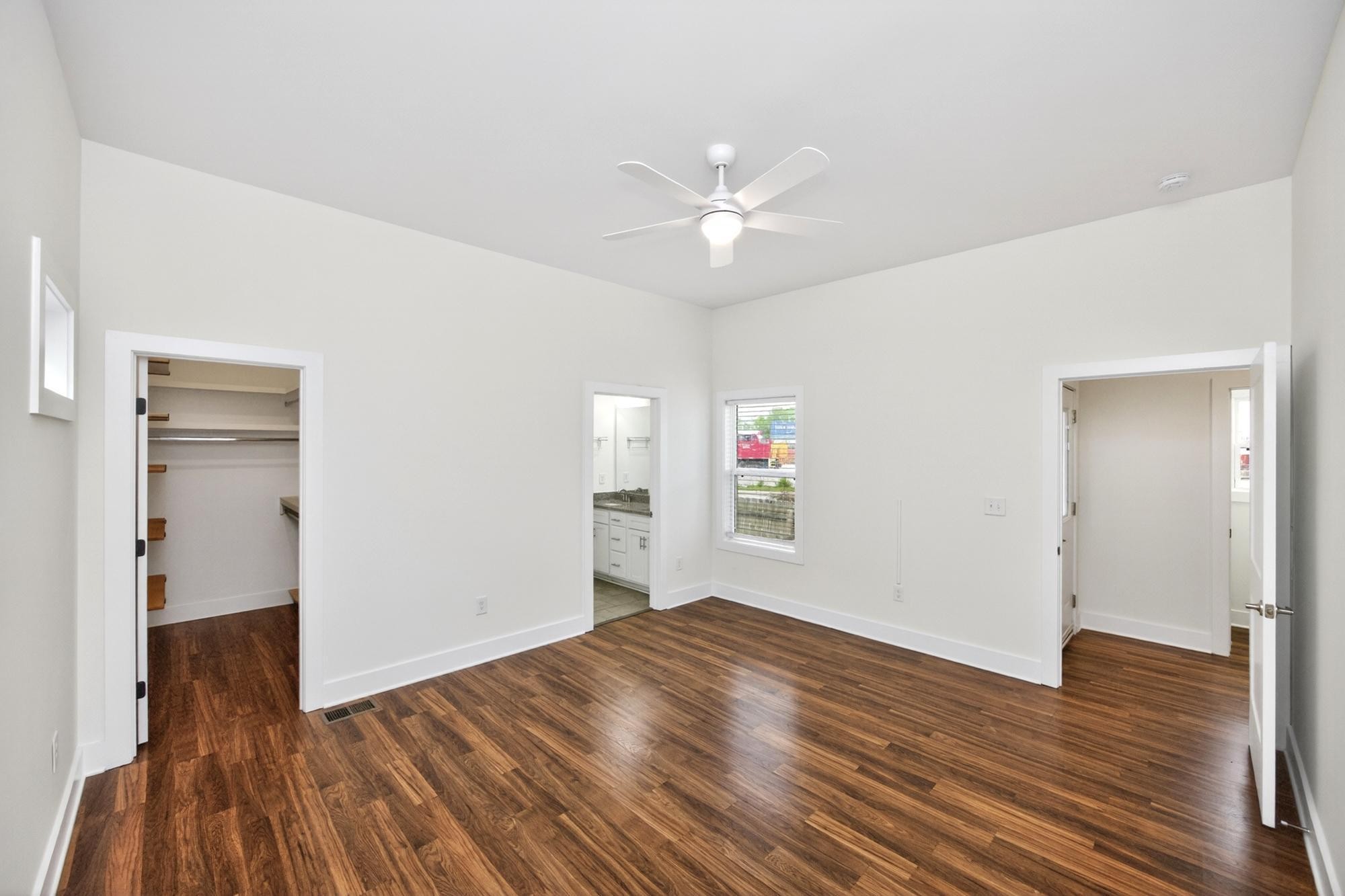 7 Decatur Street Nashville, TN 37210 - Photo 21 of 43 a view of empty room with wooden floor
