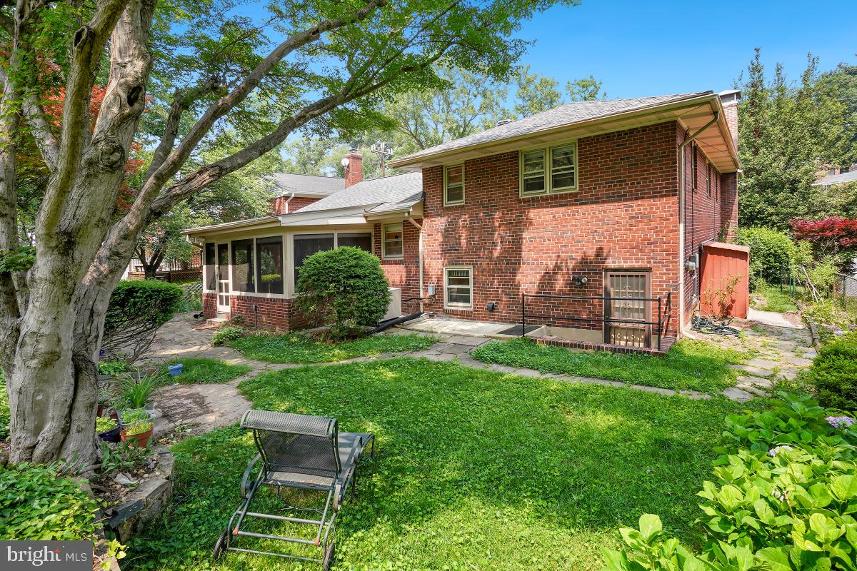 8504 Sundale Drive Silver Spring, MD 20910 - Photo 26 of 27