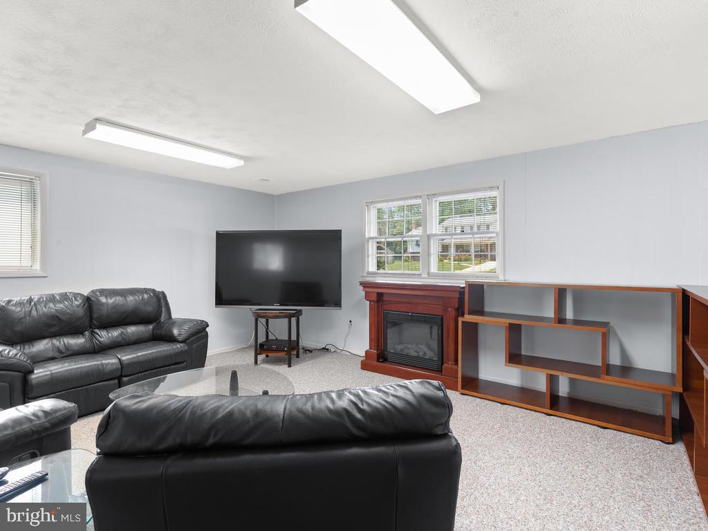 13109 Tamarack Road Silver Spring, MD 20904 - Photo 28 of 41