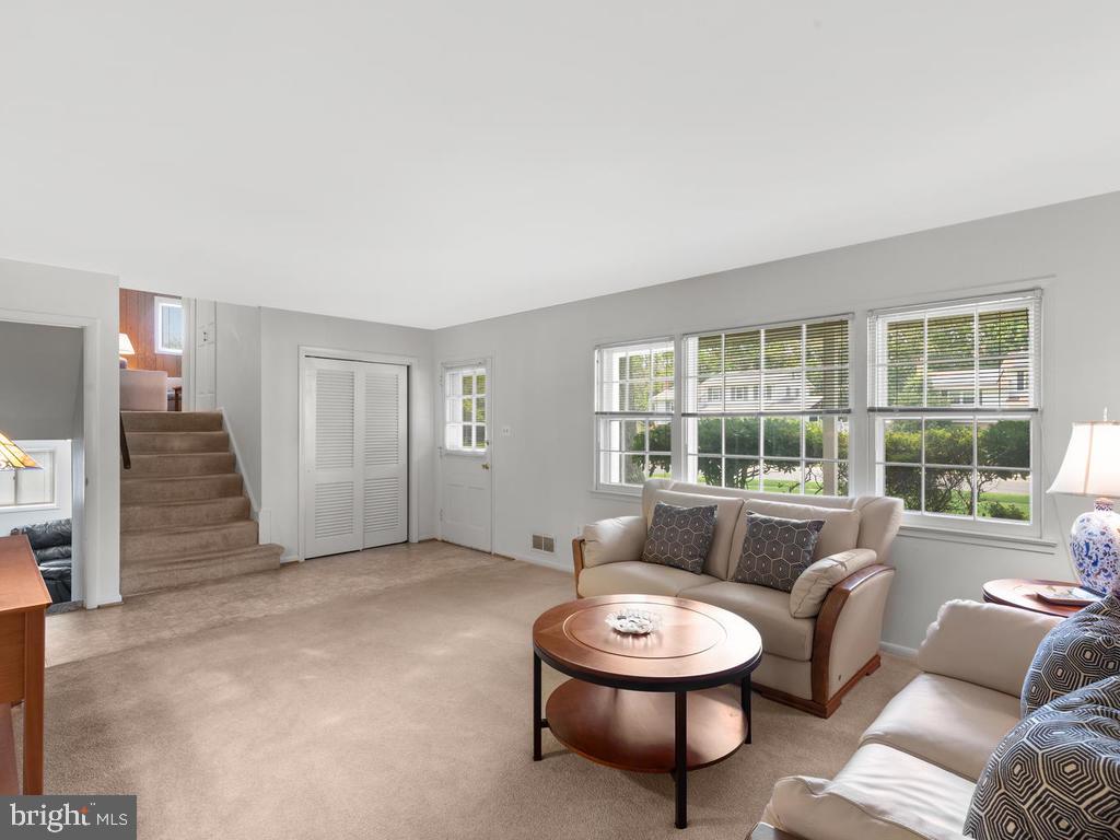 13109 Tamarack Road Silver Spring, MD 20904 - Photo 4 of 41