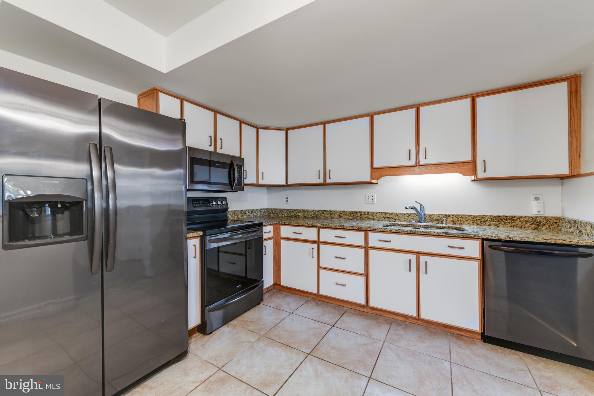 9 Fairway Road Reading, PA 19607 - Photo 6 of 27 Gallery Image 6