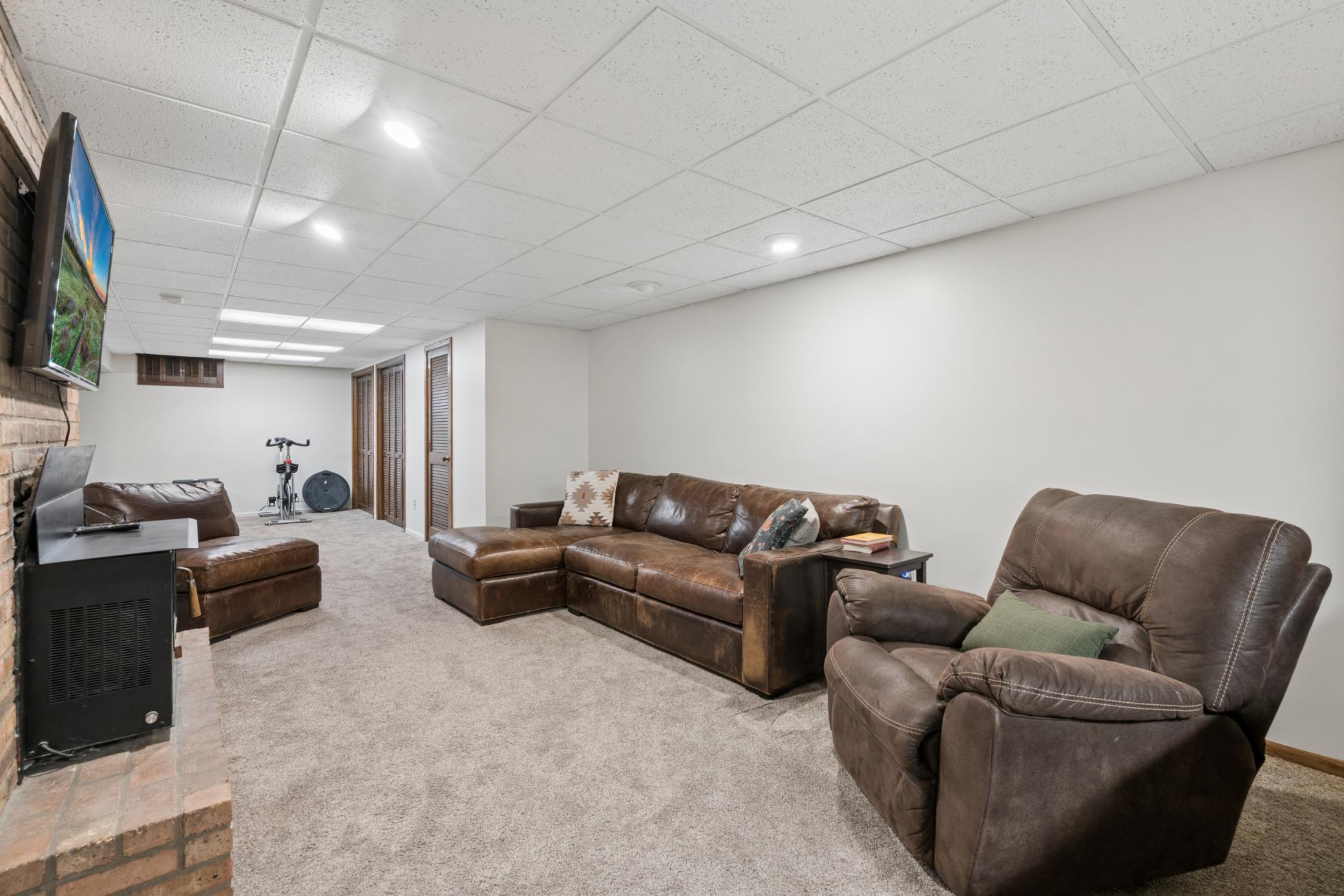 2820 Washta Bay Road Chanhassen, MN 55331 - Photo 25 of 56