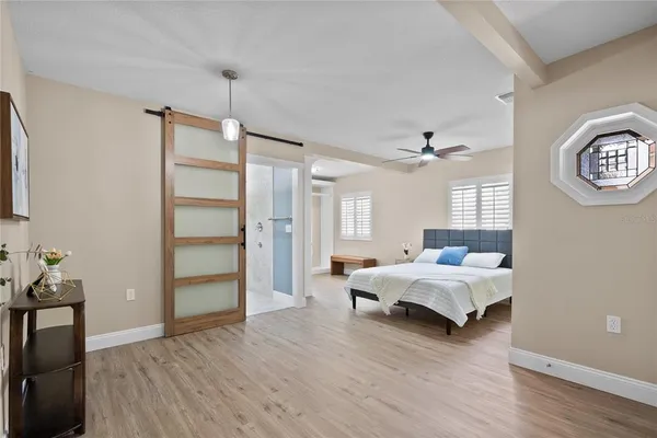 $639,900 | 2712 South Crystal Lake Drive, Orlando, FL 32806