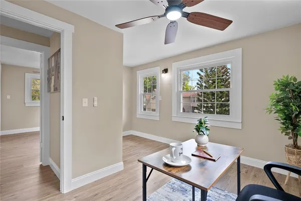 $639,900 | 2712 South Crystal Lake Drive, Orlando, FL 32806