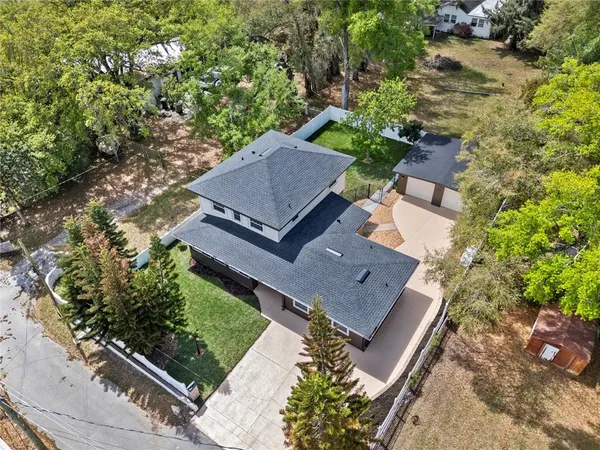 $639,900 | 2712 South Crystal Lake Drive, Orlando, FL 32806