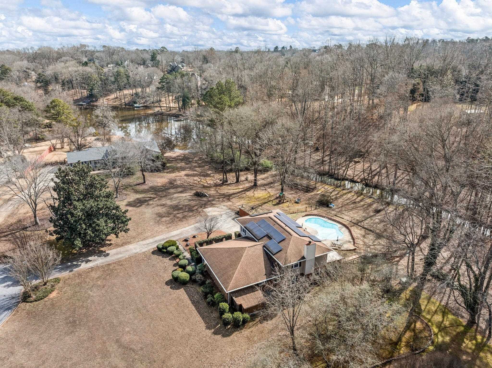 102 Memory Lane Moore, SC 29369 - Photo 2 of 36