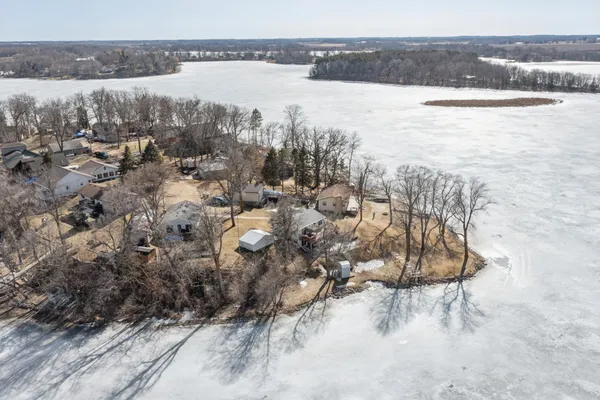 $395,000 | 6423 85th Street Northwest, Maple Lake, MN 55358