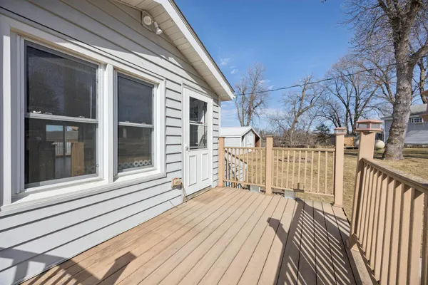 $375,000 | 6423 85th Street Northwest, Maple Lake, MN 55358