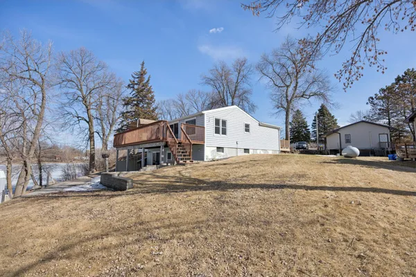 $375,000 | 6423 85th Street Northwest, Maple Lake, MN 55358