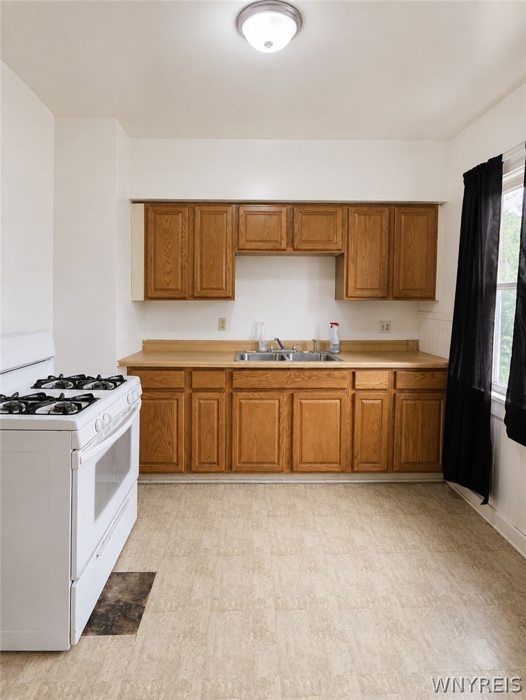 230 Riley Street Buffalo, NY 14208 - Photo 9 of 9 Gallery Image 9