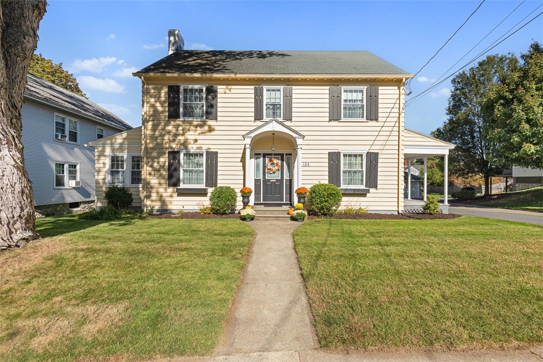 124 Meadow Road Woonsocket, RI 02895 - Photo 1 of 47 Welcome to 124 Meadow Rd!