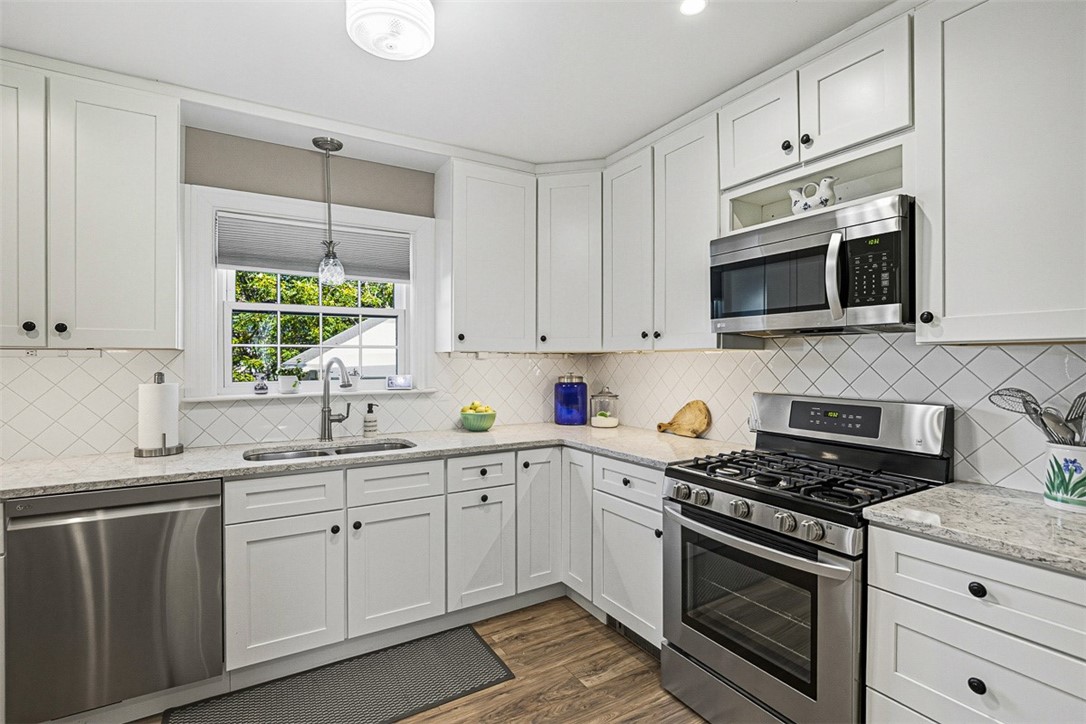 124 Meadow Road Woonsocket, RI 02895 - Photo 20 of 47 soft close cabinets