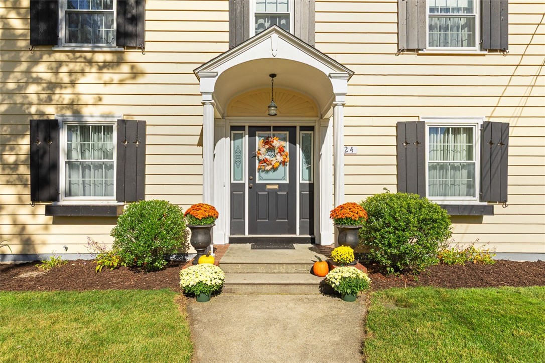 124 Meadow Road Woonsocket, RI 02895 - Photo 2 of 47