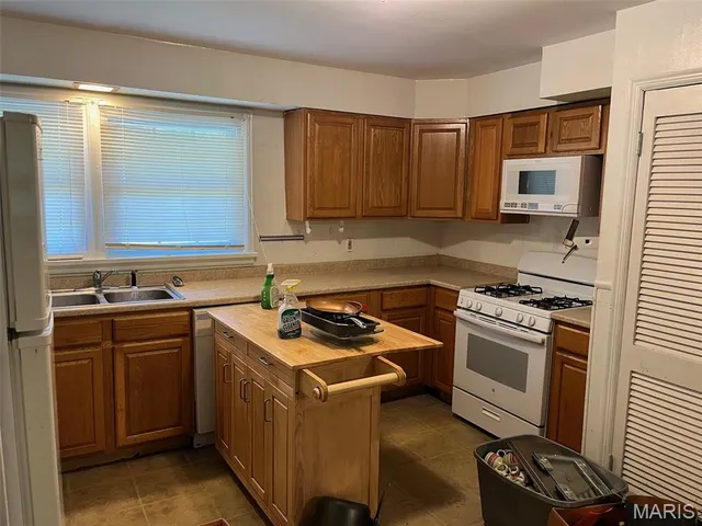 $140,000 | 301 Lilac Drive, Potosi, MO 63664