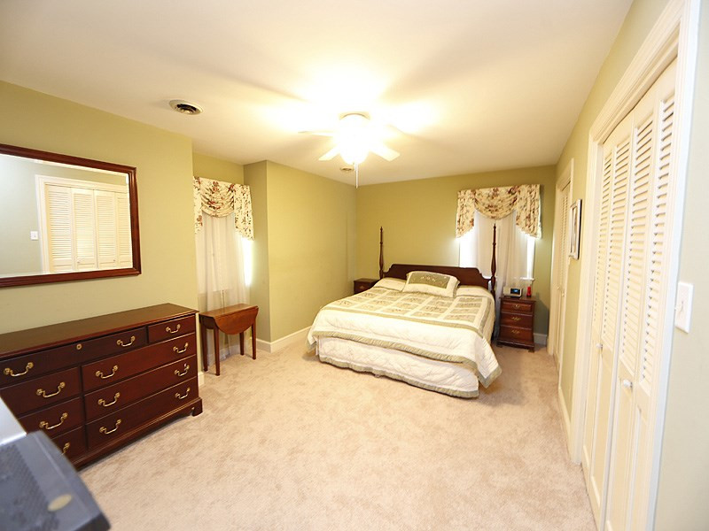 3119 Hope Valley Road Durham, NC 27707 - Photo 8 of 13 Photo 8