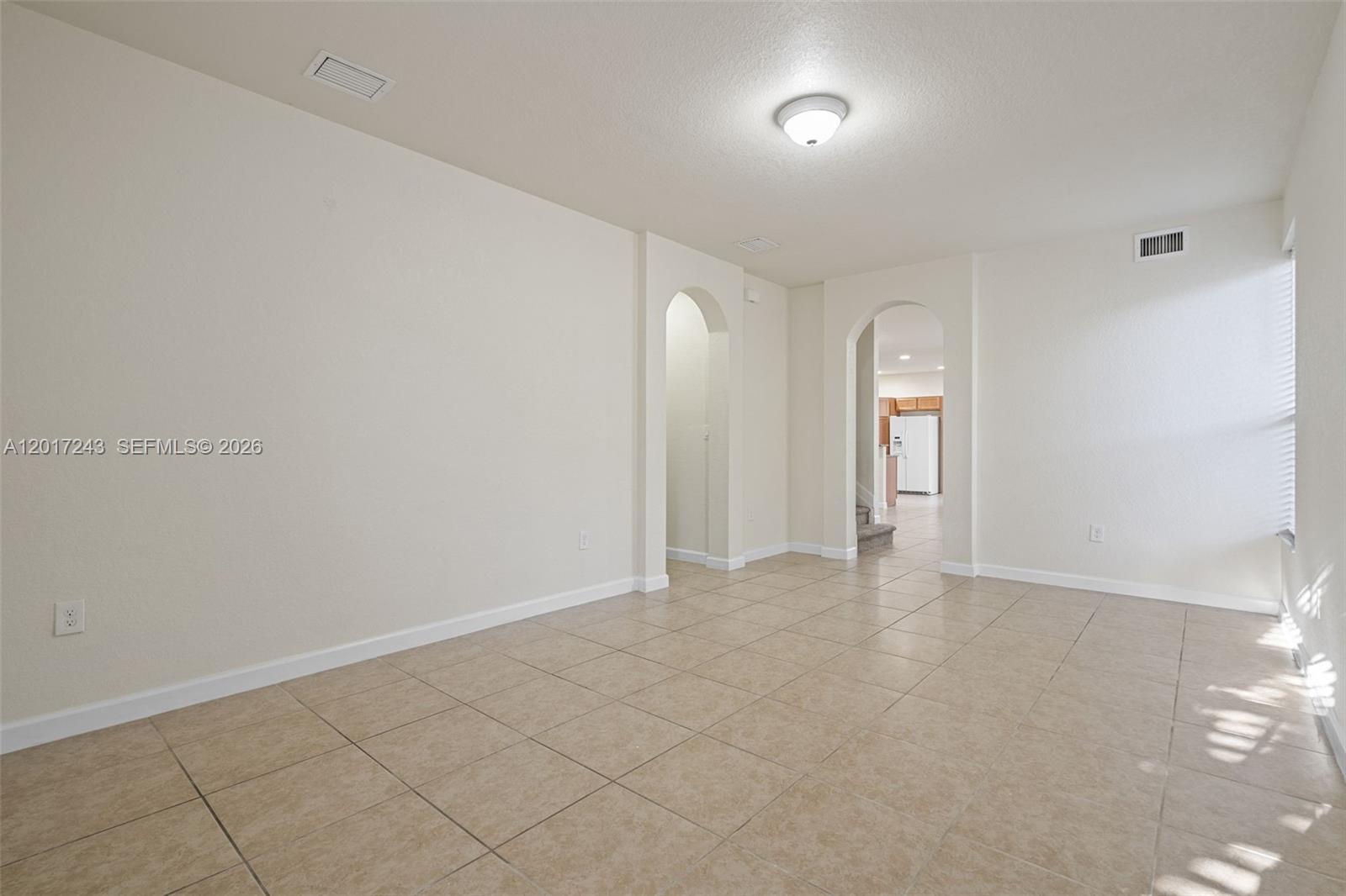 9243 Southwest 170th Avenue Miami, FL 33196 - Photo 5 of 36