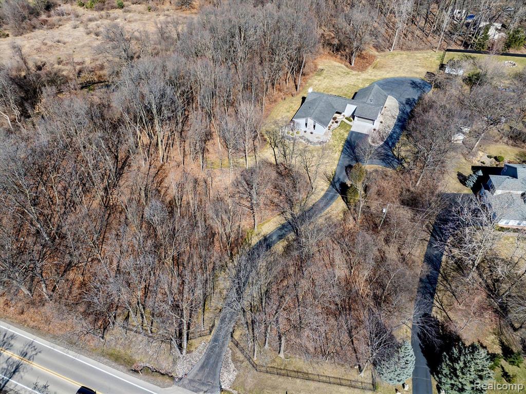 5074 Clarkston Road Clarkston, MI 48348 - Photo 52 of 55 Gallery Image 52