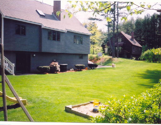 8 Augustine Road Groton, MA 01450 - Photo 2 of 6