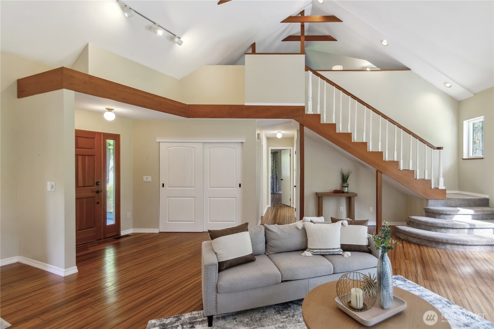 387 Arcadia Road West Port Townsend, WA 98368 - Photo 3 of 40 Gallery Image 3