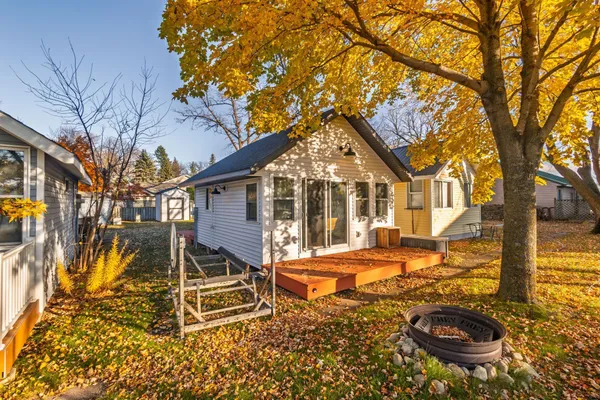$169,900 | 1727 East Lake Street, Osakis, MN 56360