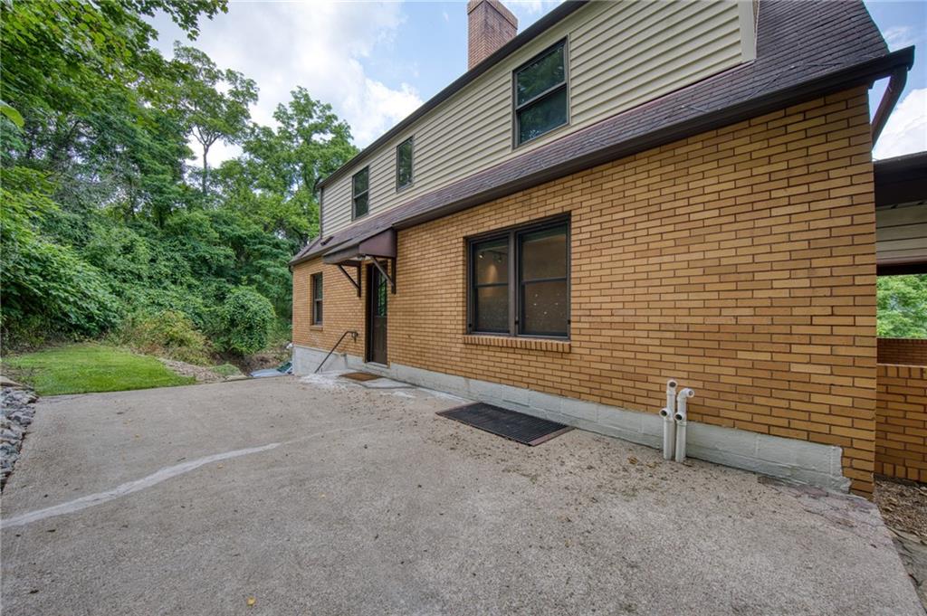 4465 Mt Troy Rd Extension, Unit 2 Pittsburgh, PA 15214 - Photo 48 of 48 Patio