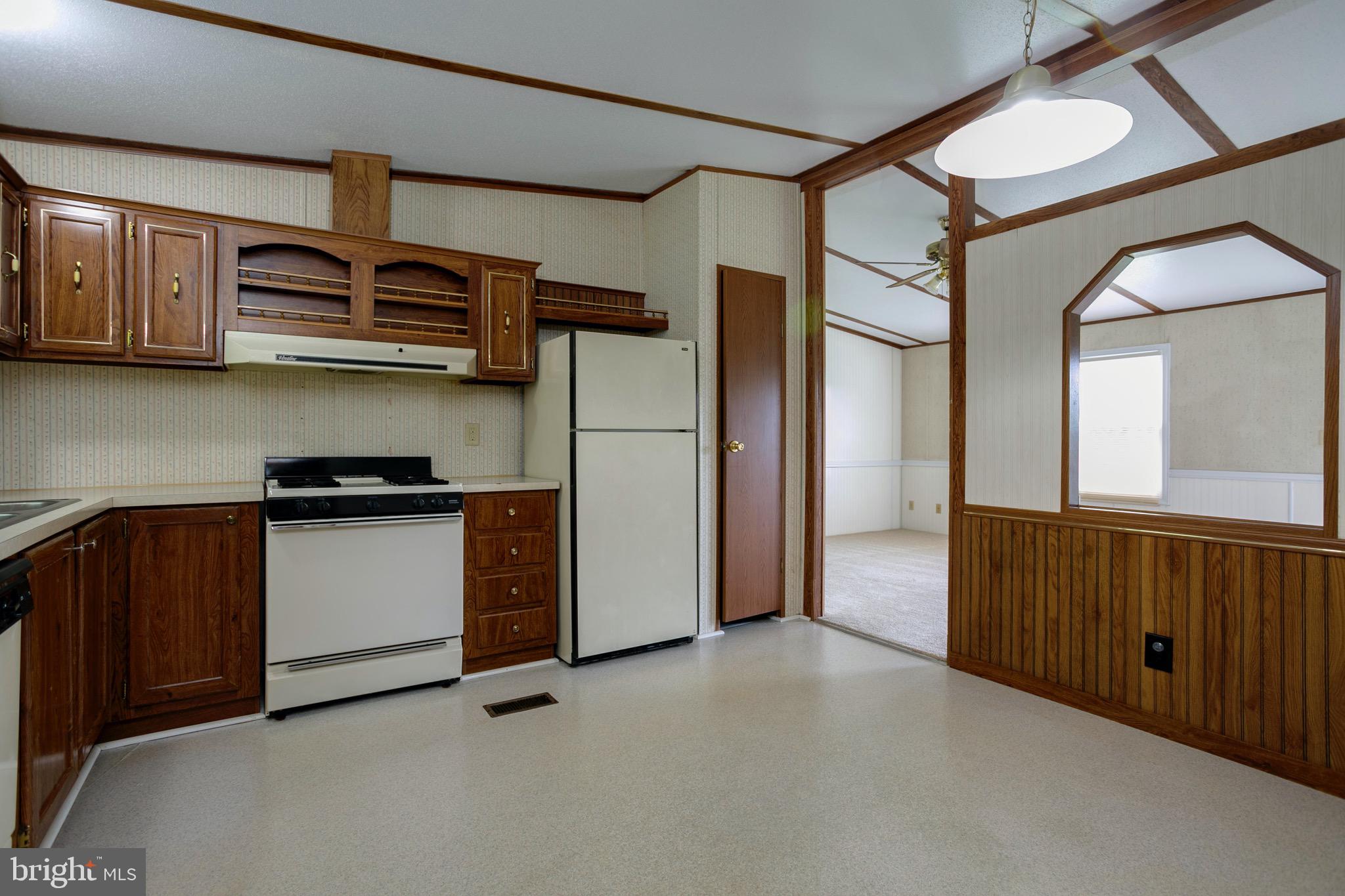 4508 Sefranka Road Temple, PA 19560 - Photo 7 of 21 Gallery Image 7