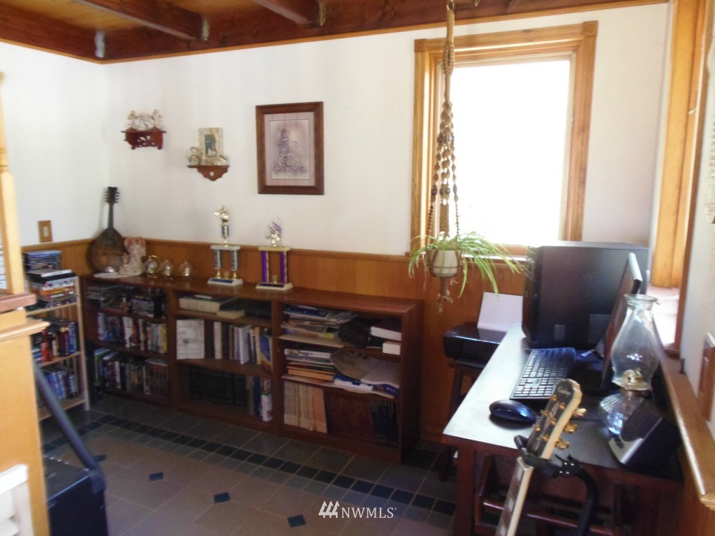 314 Kroupa Road Curlew, WA 99118 - Photo 11 of 25 Gallery Image 11