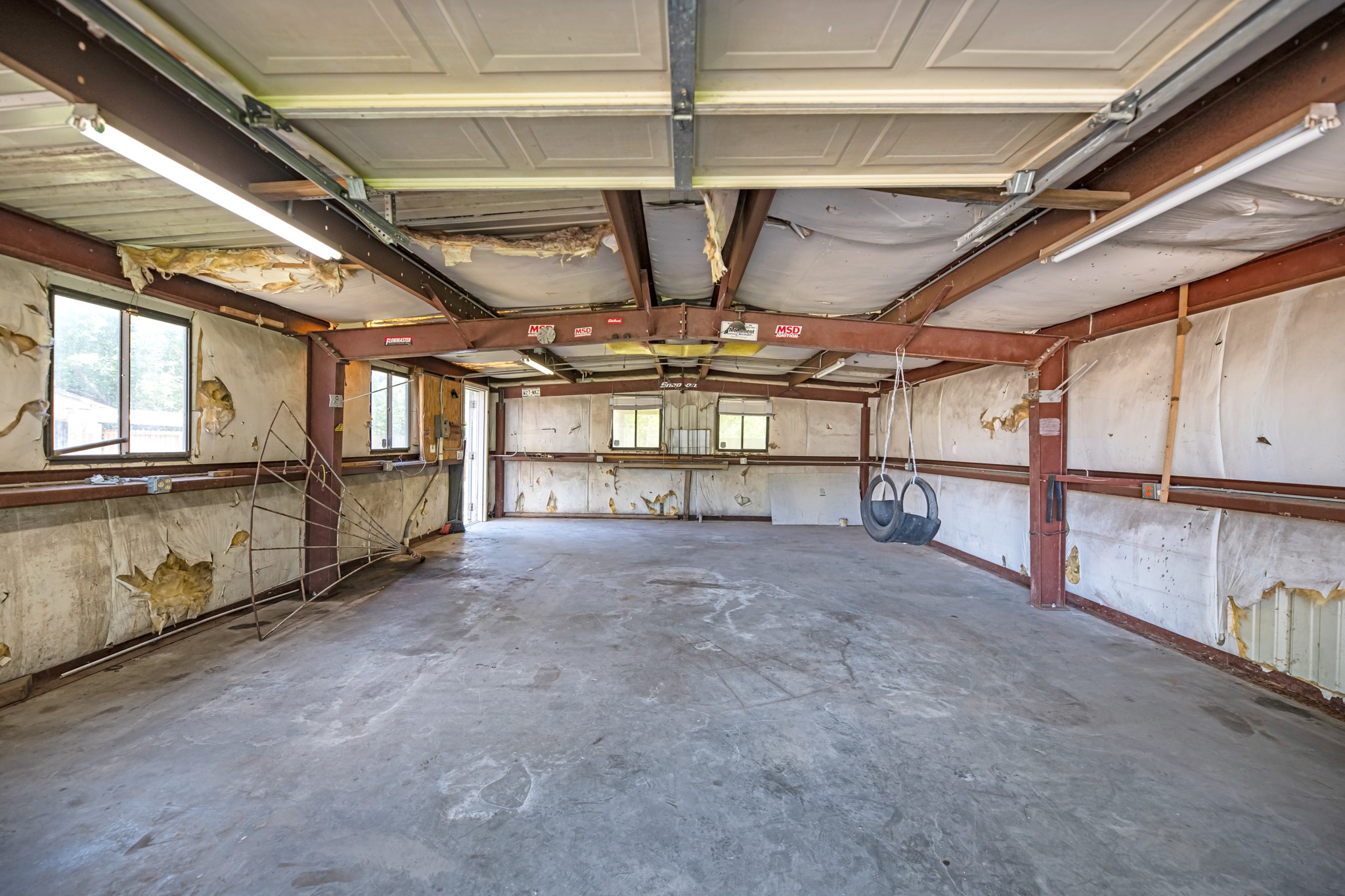 1109 Becker Street Channelview, TX 77530 - Photo 41 of 49 a view of an empty room with a garage