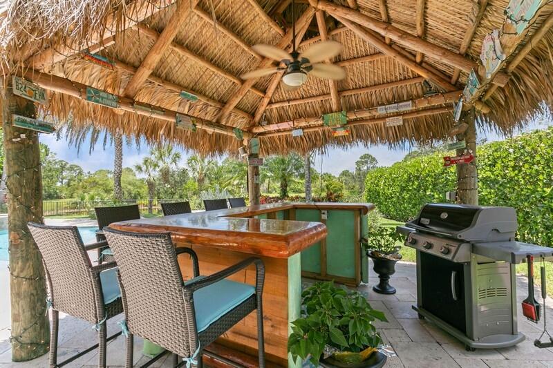 189 Umbrella Place Jupiter, FL 33458 - Photo 25 of 51 Tiki Bar