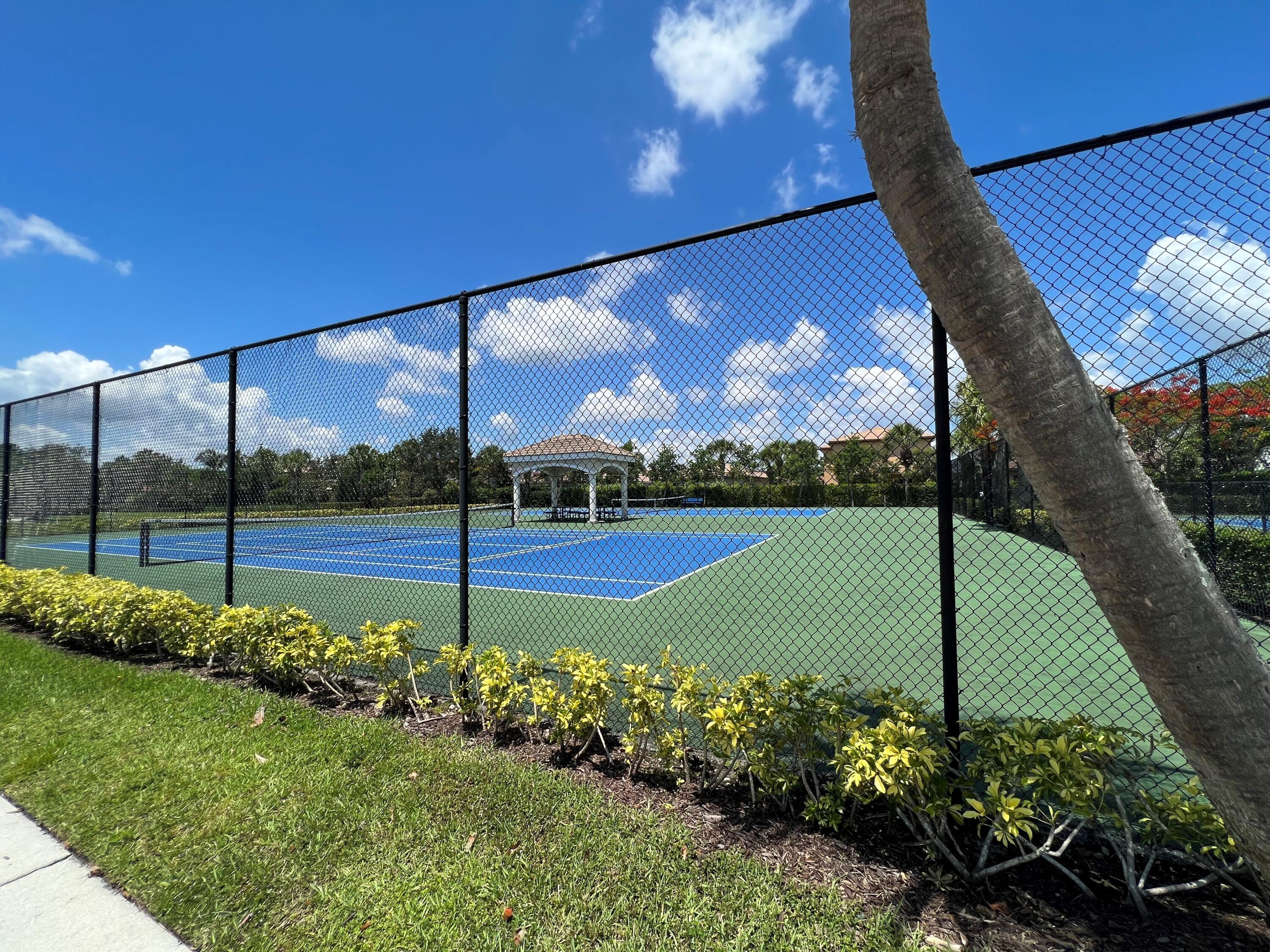 189 Umbrella Place Jupiter, FL 33458 - Photo 31 of 51 Tennis/Pickle Ball