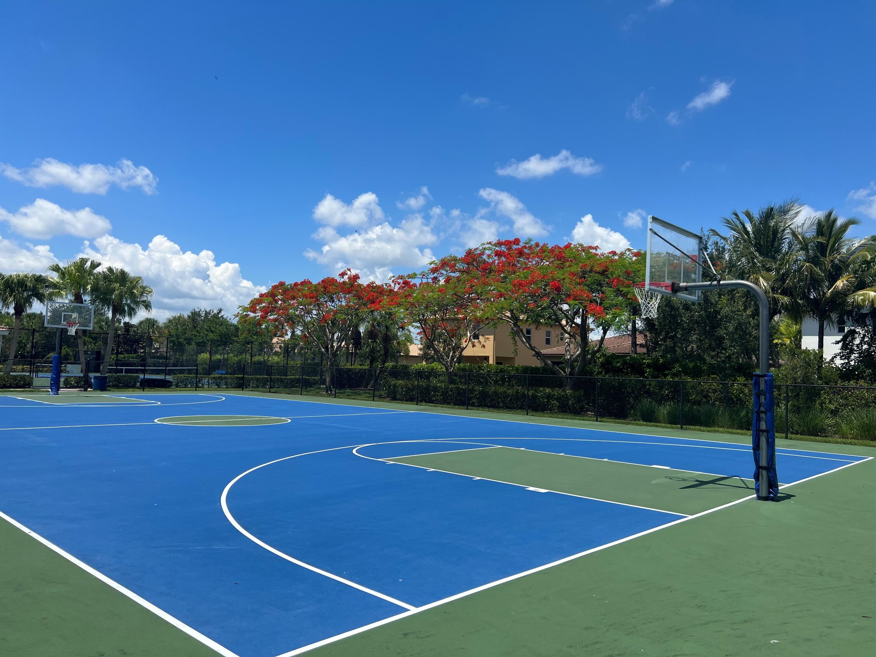 189 Umbrella Place Jupiter, FL 33458 - Photo 32 of 51 Basketball