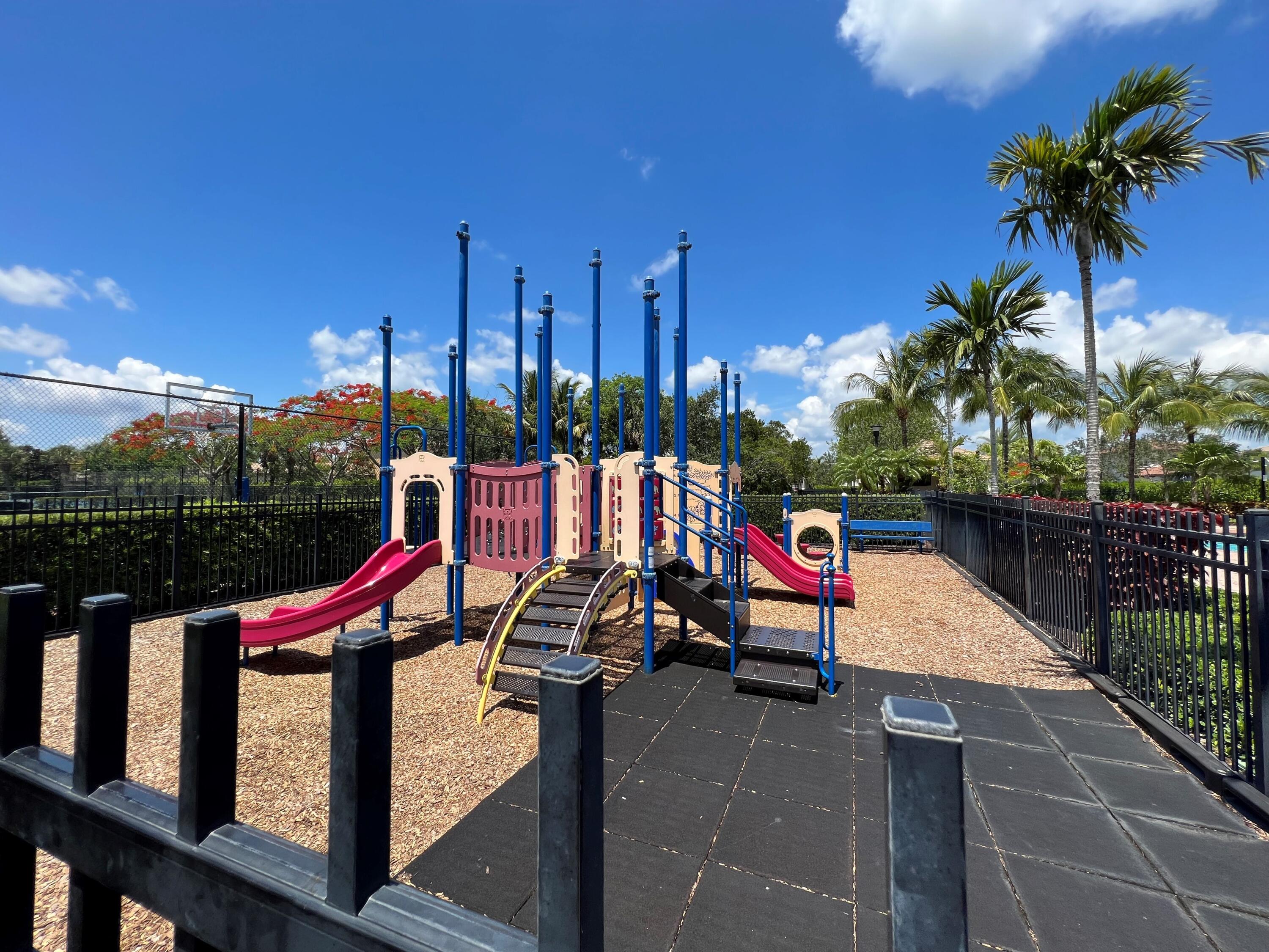 189 Umbrella Place Jupiter, FL 33458 - Photo 33 of 51 Play Area
