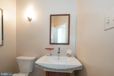 $950,000 | 416 Spring Garden Lane, Conshohocken, PA 19428