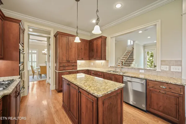 $1,195,000 | 256 Ivy Gate Lane, Knoxville, TN 37934