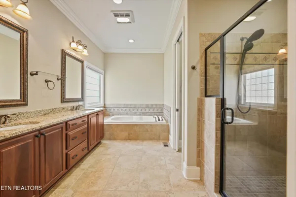 $1,195,000 | 256 Ivy Gate Lane, Knoxville, TN 37934