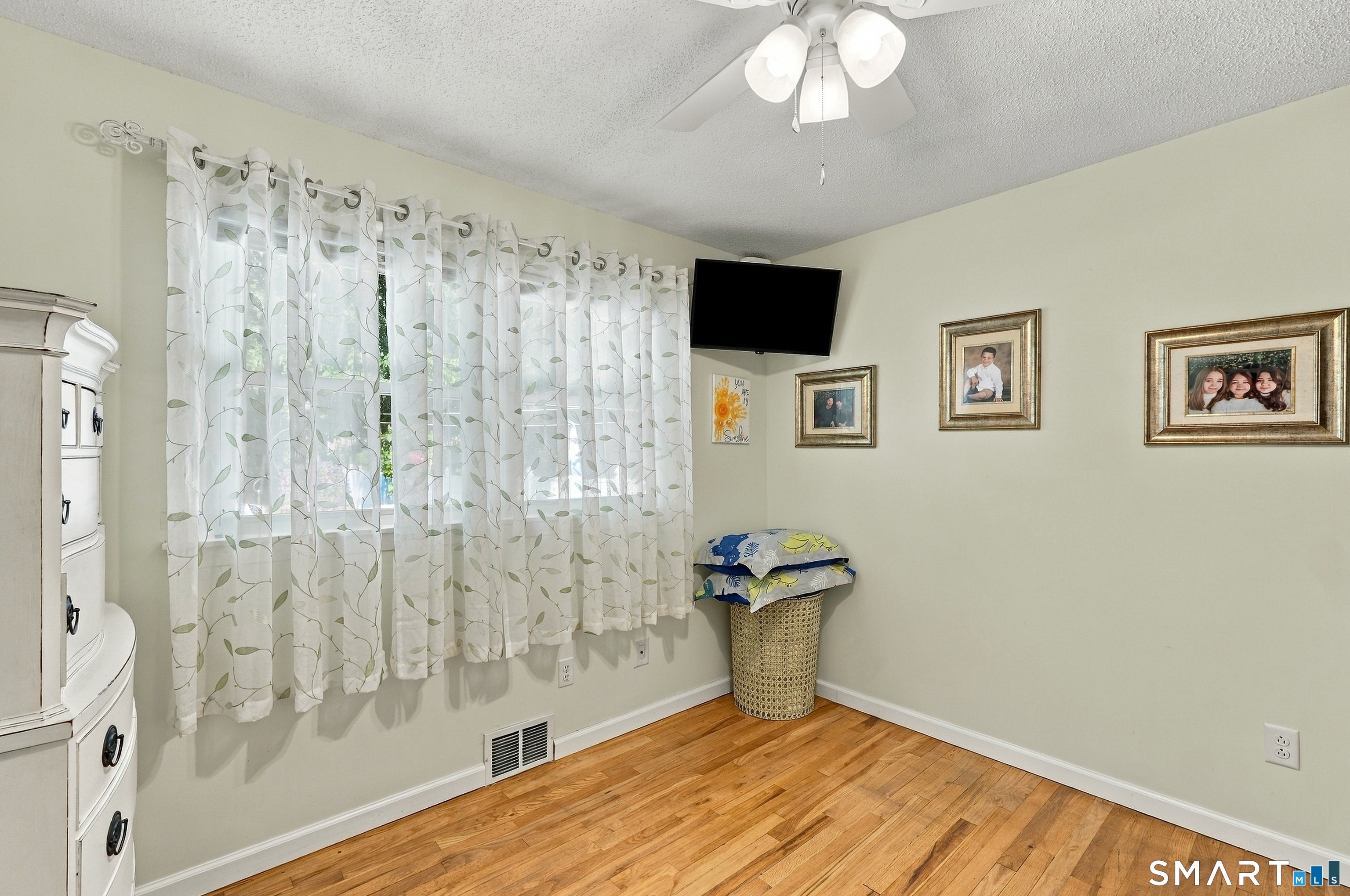 187 Cianci Road New Britain, CT 06053 - Photo 15 of 28 Gallery Image 15