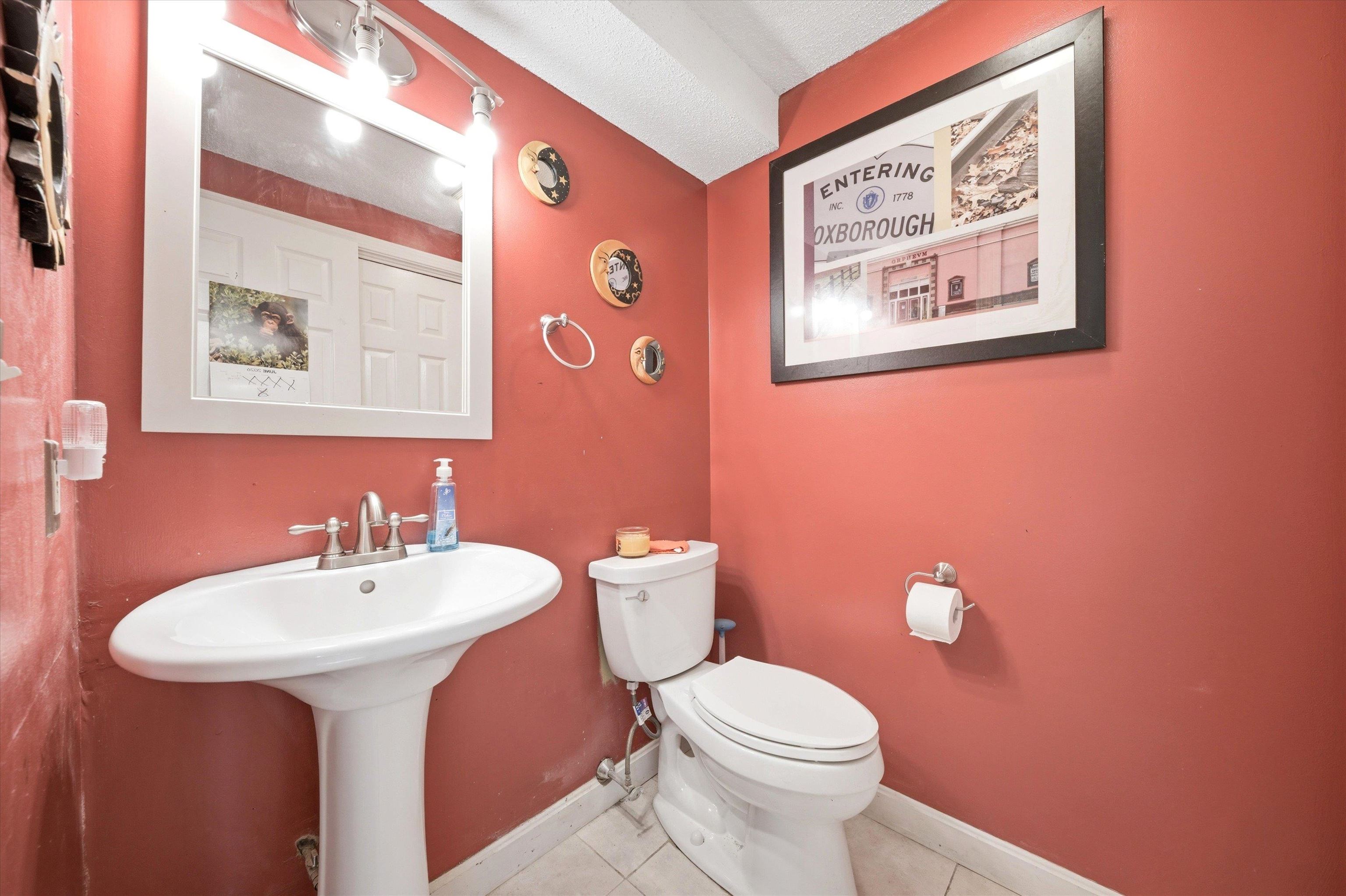 218 Pheasant Run Road Hudson, NH 03051 - Photo 13 of 29 Gallery Image 13