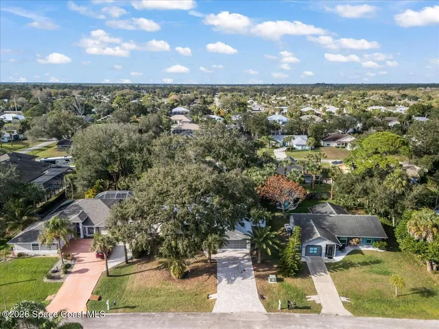 $385,000 | 189 Abeto Terrace, Sebastian, FL 32958