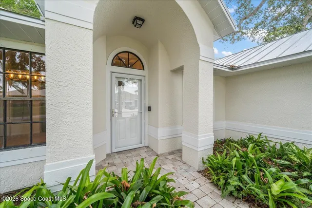 $385,000 | 189 Abeto Terrace, Sebastian, FL 32958