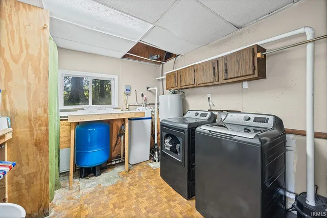 $260,000 | 2033 Highway 63, Williamsport, IN 47993