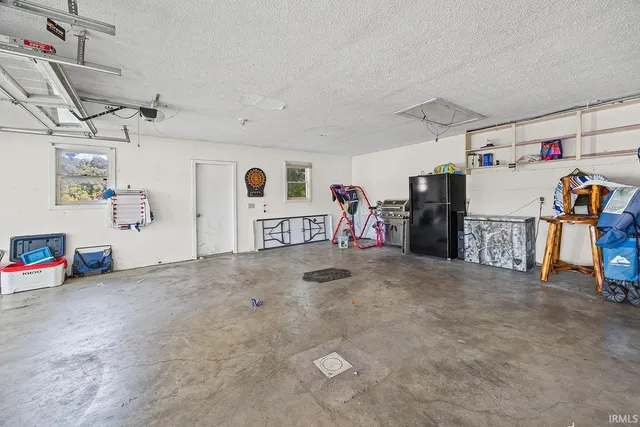 $260,000 | 2033 Highway 63, Williamsport, IN 47993