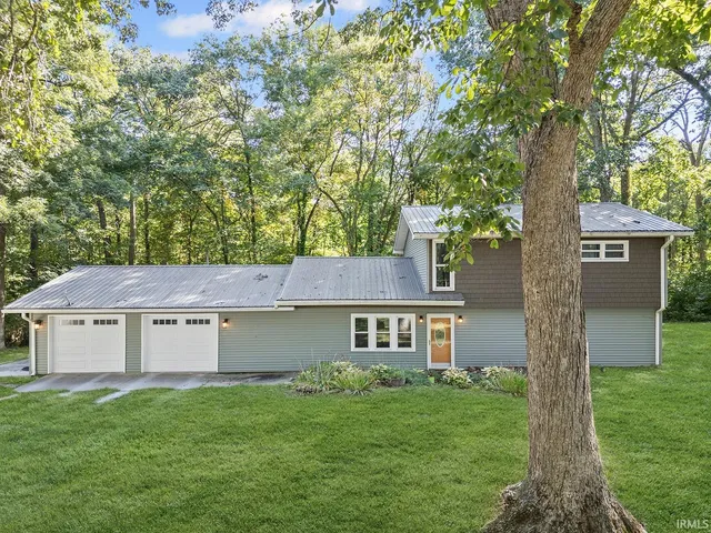 $260,000 | 2033 Highway 63, Williamsport, IN 47993